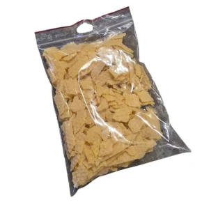 Snittvax av svenskt bivax i olika storlekar – säljs per kilo för ramar, ljus och salvor