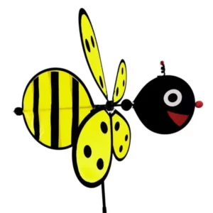 Stor vindsnurra i form av ett bi med gula och svarta detaljer, dekorativ för trädgård.