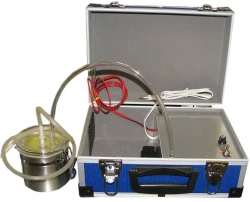 Vakuumpump för uppsamling av drottninggelé med rostfri behållare, livsmedelsgodkänd slang och praktisk väska.