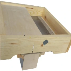 Pollenbotten i trä med metallkorg och pollenlåda, anpassad för LN-kupor.