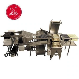 Sump i rostfritt stål med bottenvärme och pump, framtagen för att hålla honung flytande och pumpa den vidare i slunglinjen.